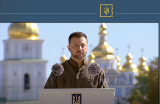 Сьогодні вперше відбулось успішне бойове застосування ракети-дрона "Паляниця" - Зеленський