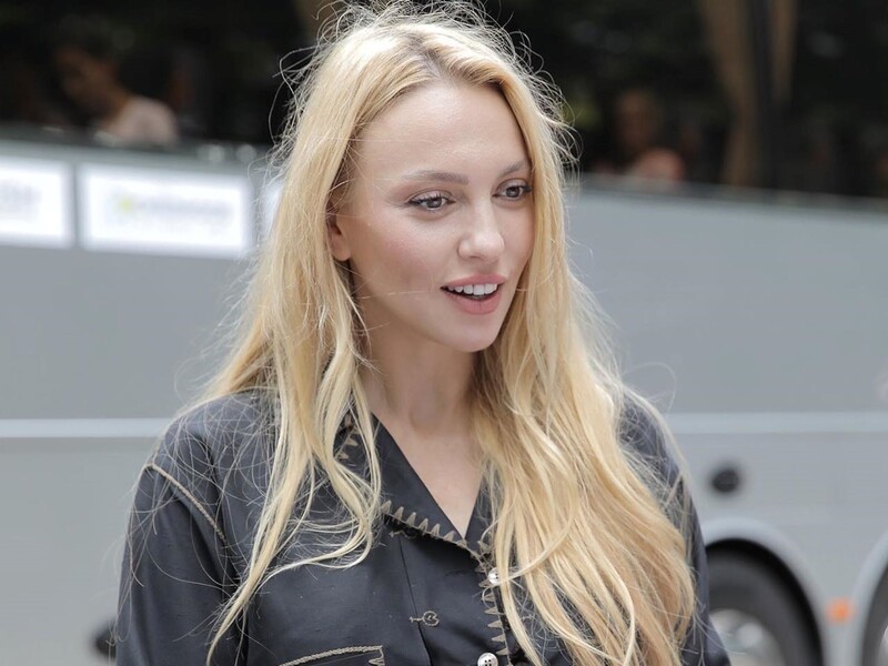 "Ця коза не дозволила". Полякова зганьбила українку, яка у Варшаві відмовилася їхати з нею в одному таксі "Ця коза не дозволила". Полякова зганьбила українку, яка у Варшаві відмовилася їхати з нею в одному таксі