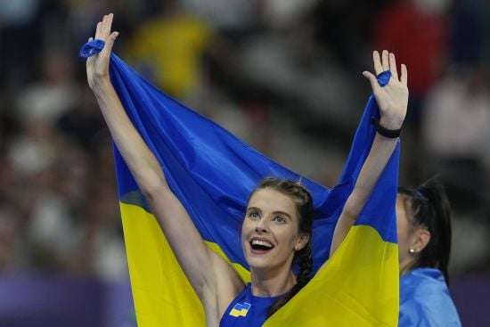 "Крок до перемоги": олімпійська чемпіонка Магучіх задонатила ще мільйон гривень для ЗСУ