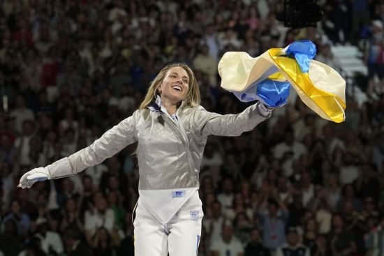 Зеленський нагородив Усика та Харлан орденами Свободи з нагоди Дня Незалежності України (відео)