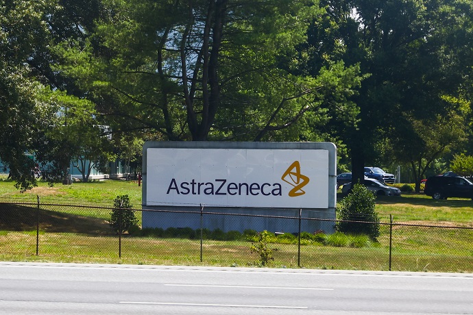 AstraZeneca погрожує перенести виробництво з Британії до США, через конфлікт з урядом AstraZeneca погрожує перенести виробництво з Британії до США, через конфлікт з урядом
