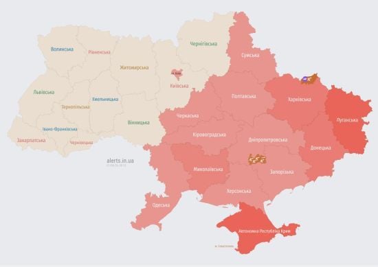 Більшу частину України охопила повітряна тривога: названа причина
