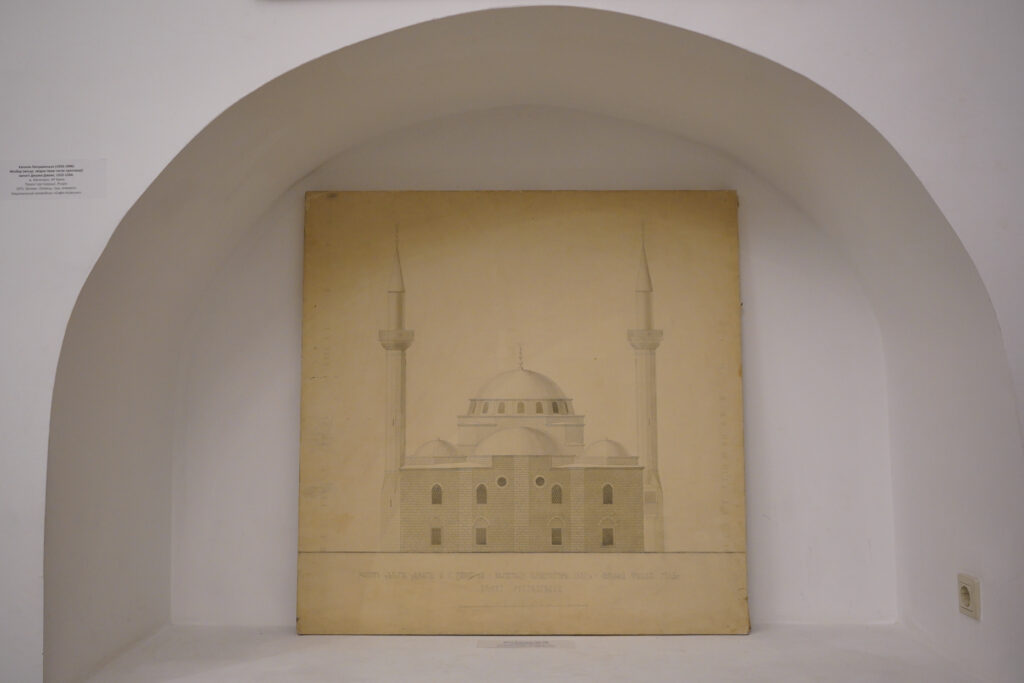 У Києві відкрилась виставка «Українське сонце Криму не погасне, ні…»