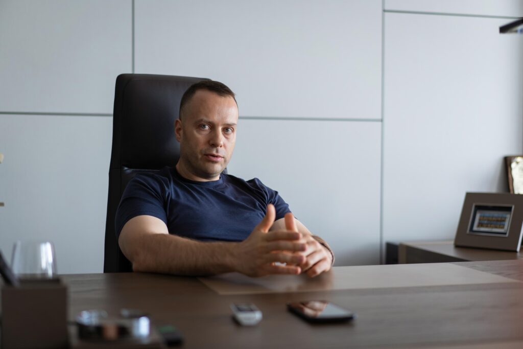 В "Автостраді" заявили, що Шмигаль блокує кошти на відбудову