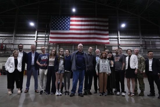 Україна побоюється, що обмін в'язнями між РФ і Заходом може стати початком таємних переговорів за її спиною — WP