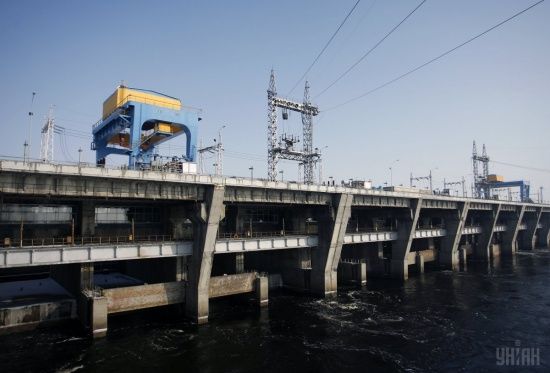 Пошкодження дамби Київської ГЕС: експерт розповів, до чого готуватися