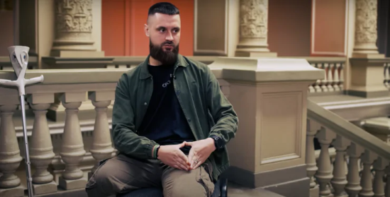 Ветерана війни без однієї ноги списали зі служби через "вагітність" Ветерана війни без однієї ноги списали зі служби через "вагітність"