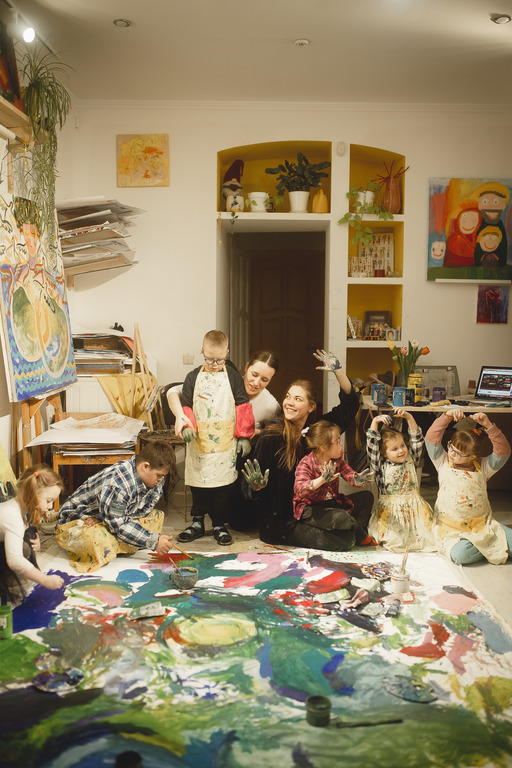 ЛЕГІТ запрошує на благодійний арт-ярмарок на підтримку митців з інвалідністю