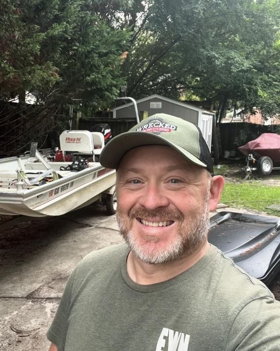 Блогер через 21 рік самотужки розкрив трагічну справу про зникнення старшокласників (фото)