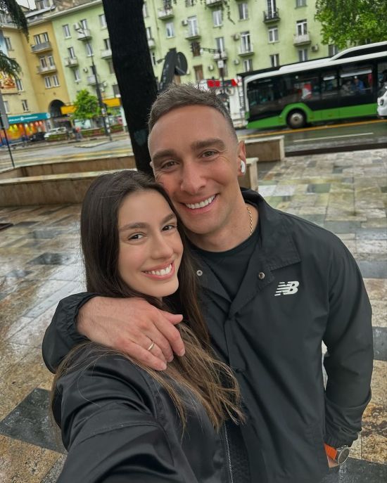 Іраклі Макацарія показався з 22-річною дружиною та захопив фото з відпочинку на круїзному лайнері