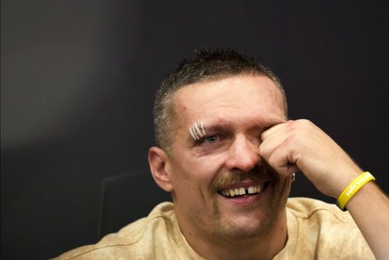 Боксер Усик зібрався в політику: ким він хотів би стати