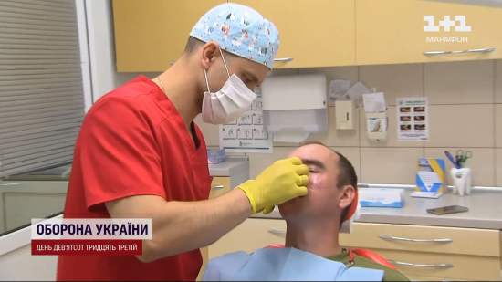 Протези носа, вух та очей: як українські військові повертають собі обличчя, коли пластичні хірурги безсилі