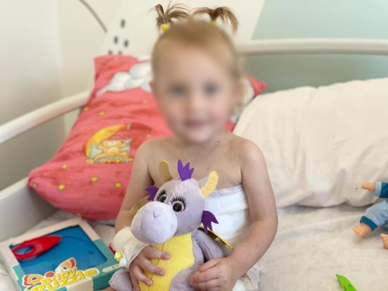 Через вітрянку однорічна дівчинка пережила зупинку серця: деталі історії (фото)