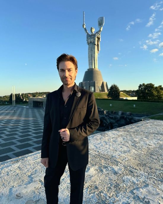 47-річний EL Кравчук розповів про вікові зміни та свою особливу дієту: "Навчився інакше"