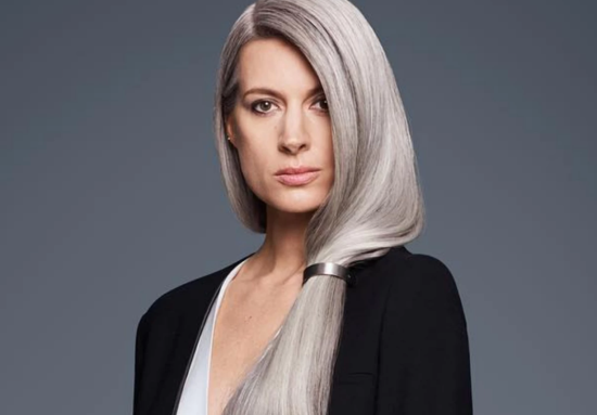 Як назавжди позбутися сивини без фарбування: дізнайтеся маленьку жіночу хитрість