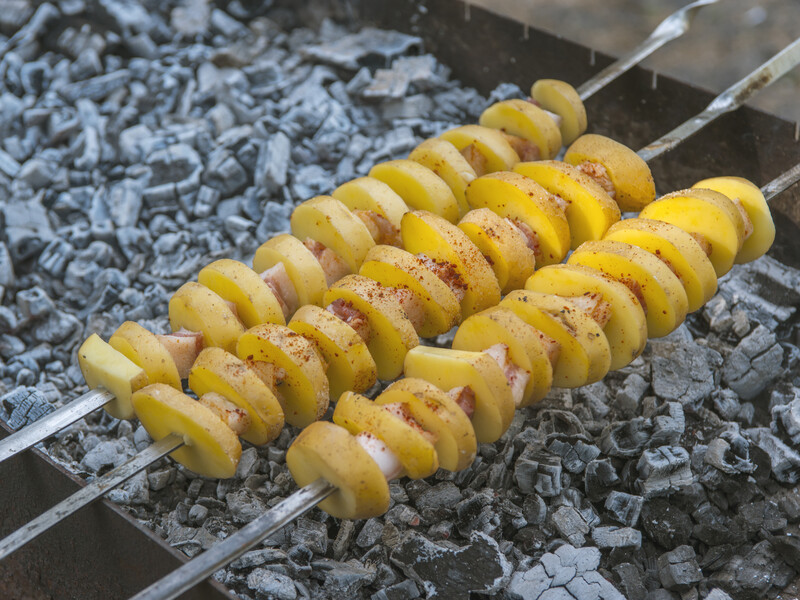 Зробіть це – і картопля вийде м'якою всередині й рум'яною зовні Зробіть це – і картопля вийде м'якою всередині й рум'яною зовні