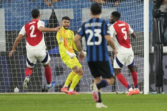 Ліга чемпіонів: "Бенфіка" з Трубіним перемогла у Сербії, "Арсенал" розділив очки з "Аталантою" (відео)