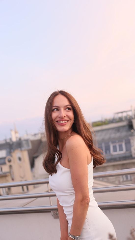 Ексдружина Остапчука на пікантних фото в боді похизувалася стрункою та підтягнутою фігурою