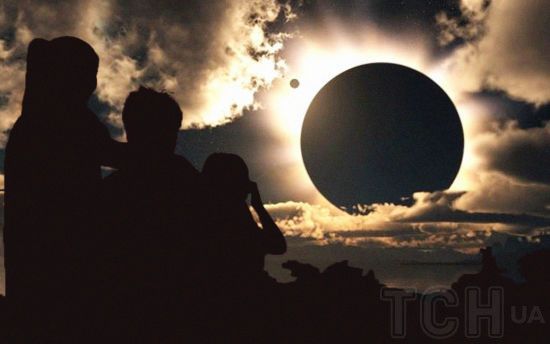 Сонячне затемнення 2 жовтня 2024 року: популярні забобони та прикмети
