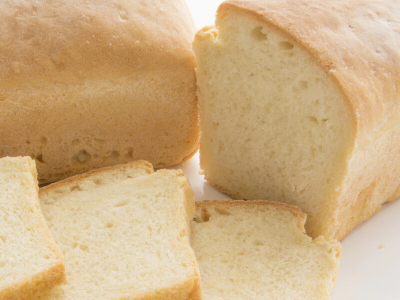 "Найпростіший і найшвидший рецепт домашнього білого хліба". Знадобиться 15 хвилин активної роботи