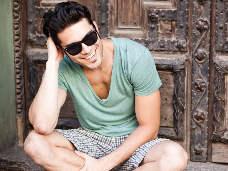 Чоловікам краще утриматися від цього у своєму гардеробі, щоб уникнути конфузу. 17 найнедолугіших речей Чоловікам краще утриматися від цього у своєму гардеробі, щоб уникнути конфузу. 17 найнедолугіших речей