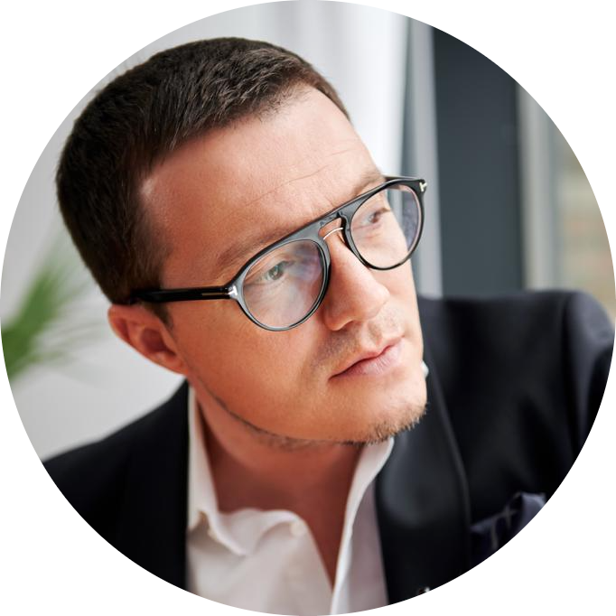 Хто такий трихолог-реабілітолог волосся: межа між відновленням і лікуванням