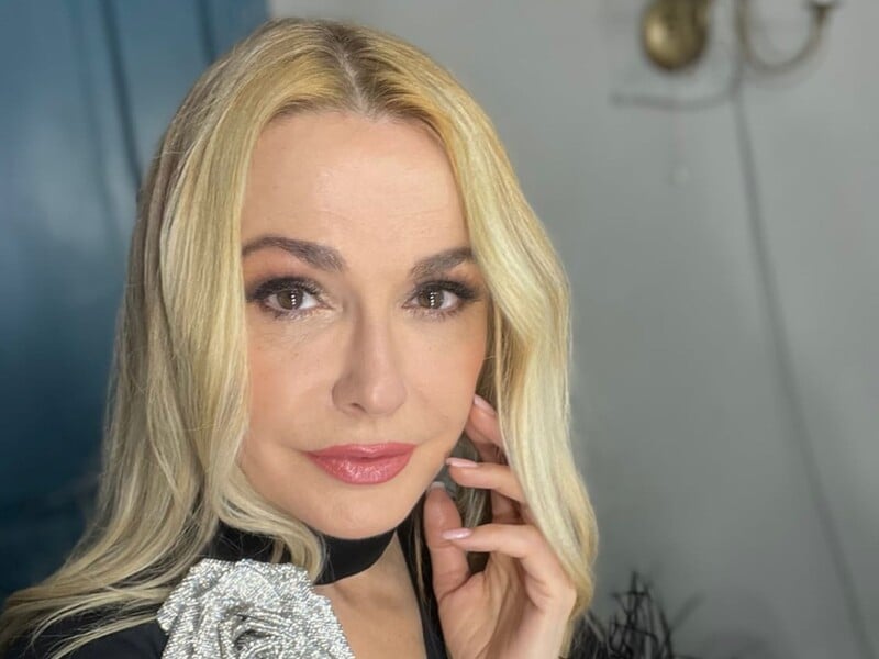 "Не можна терпіти, якщо любов померла". Ольга Сумська розповіла, як зважилася на розлучення "Не можна терпіти, якщо любов померла". Ольга Сумська розповіла, як зважилася на розлучення