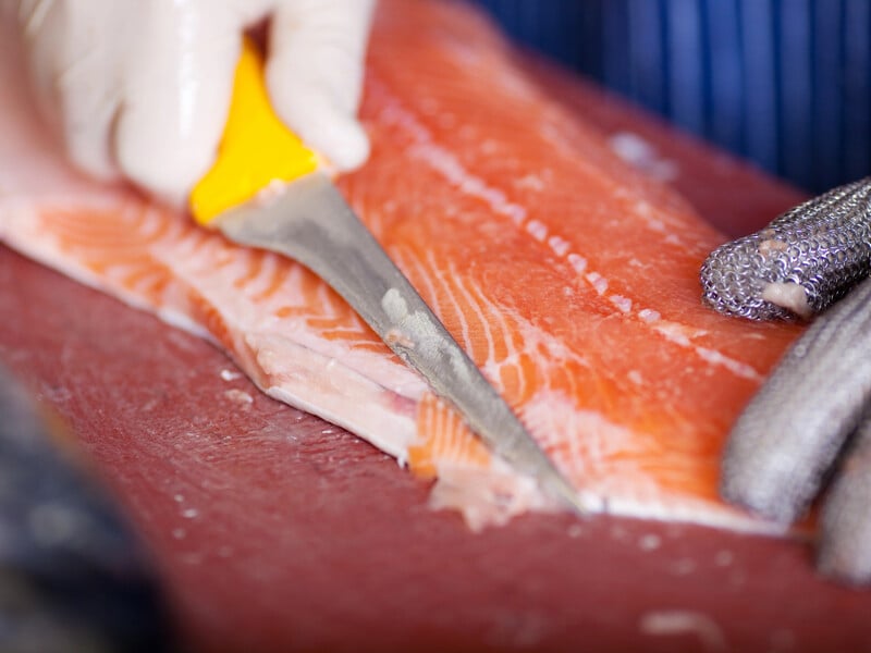 "На 200 грн можна об'їстися". Лайфхак, як приготувати ситні й бюджетні тости з лосося