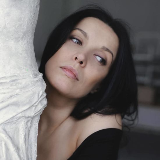 Відома українська актора розповіла про вагітність у 17 років і шокувала, як хотіла зробити аборт