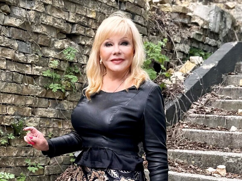 "Він завжди повертався". Світлана Білоножко розповіла, як реагувала на чутки про зради чоловіка