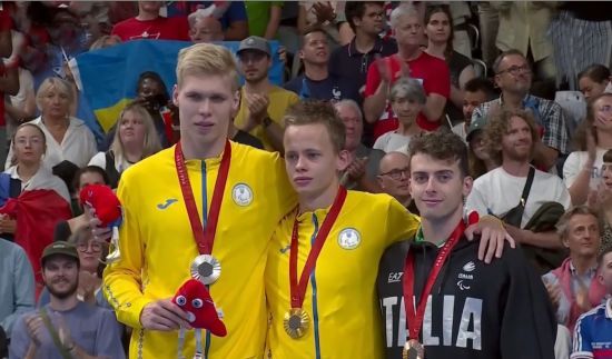 "Золото" та "срібло": Україна здобула подвійний подіум у плаванні на Паралімпіаді-2024