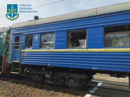 Атака дронів Сумщини: поранено машиніста потяга та працівницю залізничного вокзалу