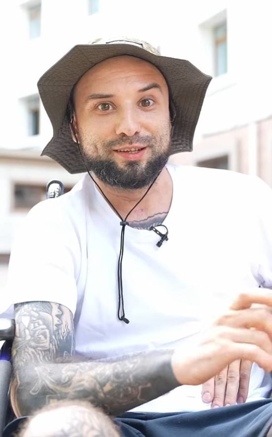 Зірка "Ліги сміху" Розовий висміяв окупантів, які внесли його до російського аналогу "Миротворця"