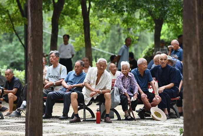 Китай уперше за 46 років підіймає пенсійний вік: причини Китай уперше за 46 років підіймає пенсійний вік: причини