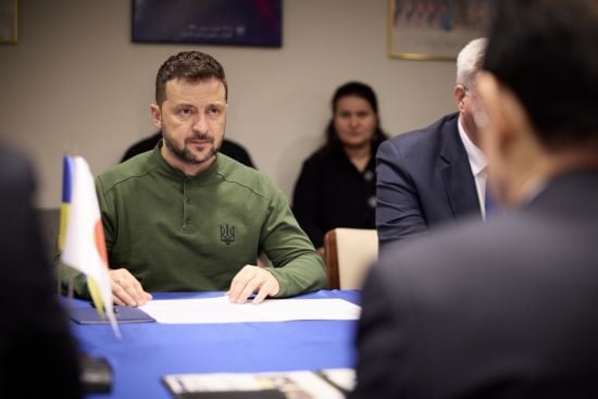 Зеленський назвав, що може прискорити завершення війни вже наступного року