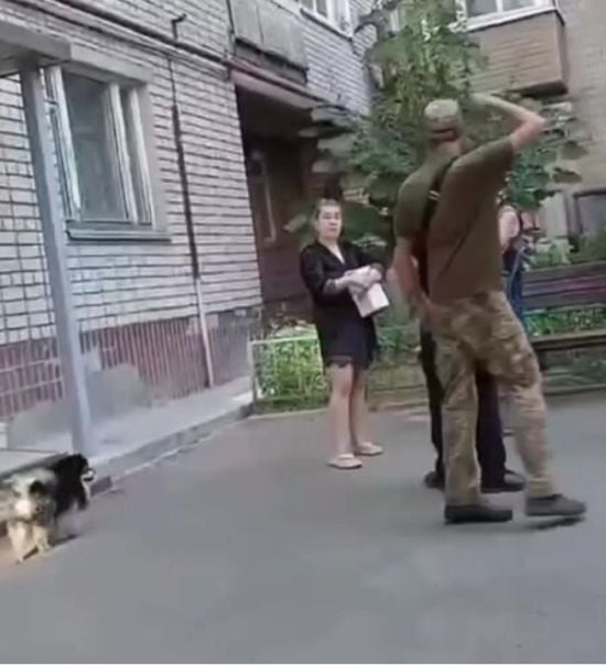 Чи має право ТЦК затримувати людей на вулицях: пояснення юристки 