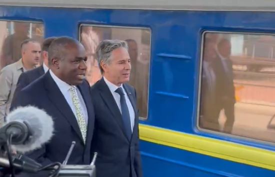 Блінкен і Леммі вже прибули до України: з'явилося відео