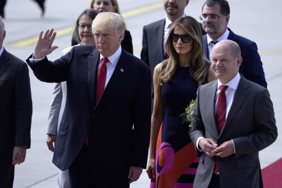 Як закінчити війну в Україні: Шольц придумав "мирний план", а Трамп озвучив свій - усі деталі