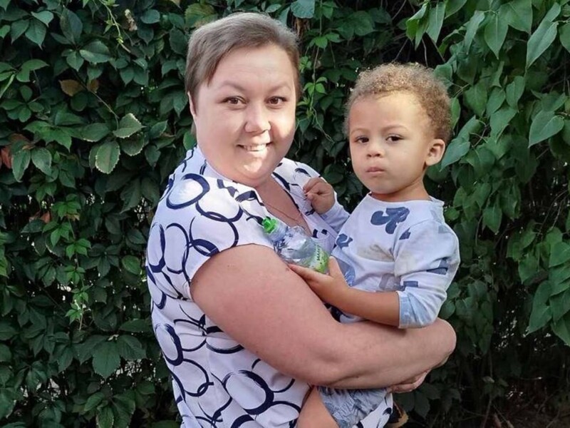 Мама-усиновлювачка розповіла історію про усиновлення дитини проєкту "Сирітству – Ні!" Фонду Ріната Ахметова