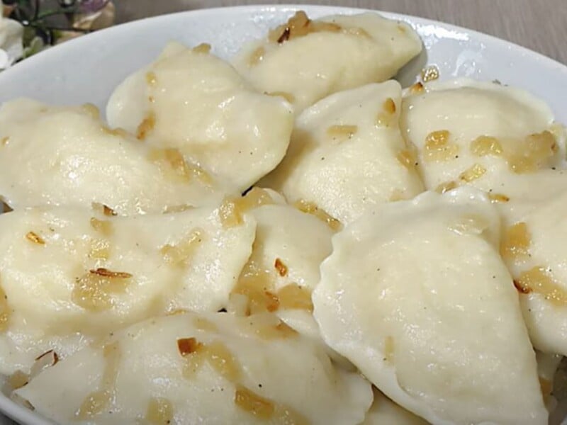 Додайте це до борошна – і вареники не будуть розварюватися. Рецепт еластичного тіста Додайте це до борошна – і вареники не будуть розварюватися. Рецепт еластичного тіста