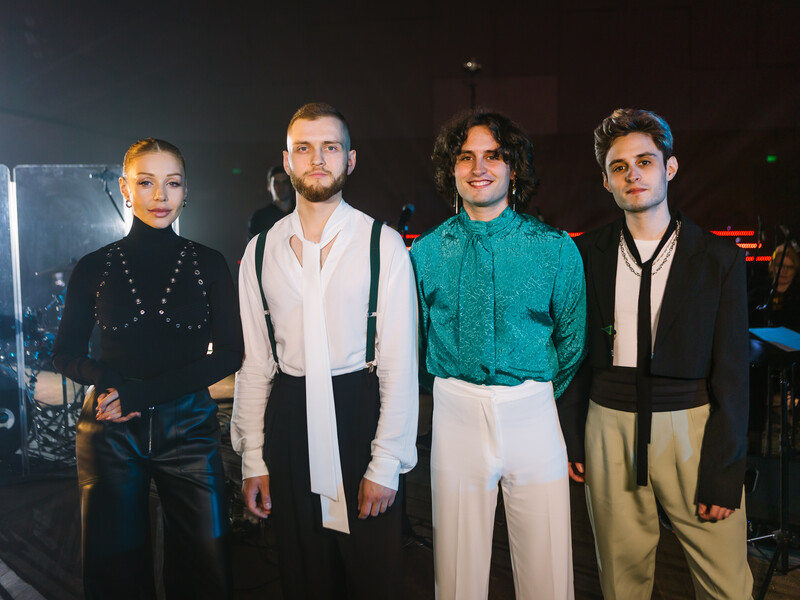 "Друг". Гурт Ziferblat переспівав хіт "Океану Ельзи" в новому випуску авторського шоу Тіни Кароль. Відео