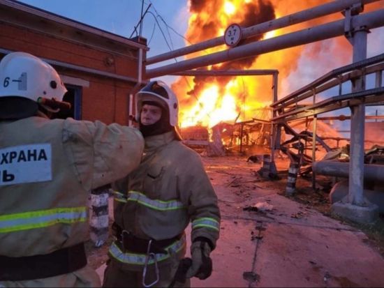 Росію атакували дрони, спалахнув ще один аеропорт: усі деталі атаки