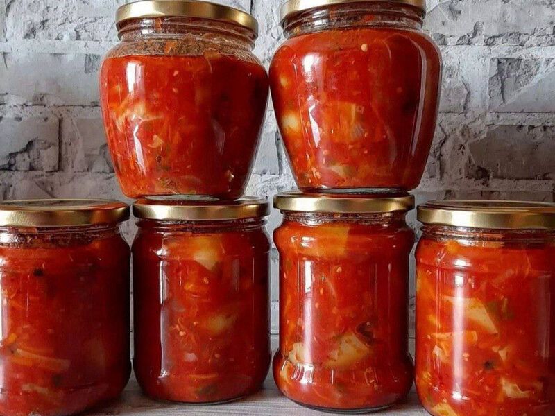 Додайте це до овочів – і дістанете смачне лечо без оцту, яке нагадує солодкий кетчуп