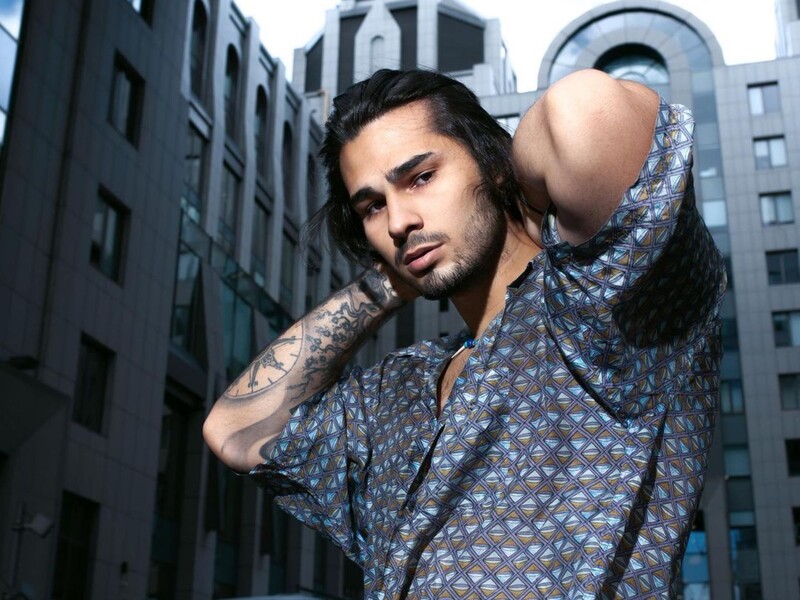 "Він педофіл". 26-річний Ломакін розповів, як 10 років тому Кіркоров із Сосєдовим заманили його в номер