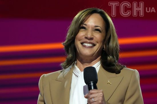 Гарріс планує зустрітися із Зеленським – Bloomberg