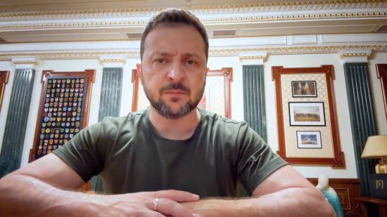 Терористичні удари КАБами, підтоплення через негоду та ситуація на фронті: головне зі звернення Зеленського