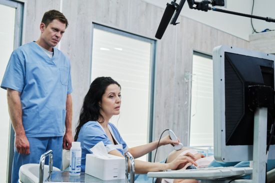 "Жіночий лікар. Нове життя 2": дебют сина Нагрудного, військові в кадрі та інші секрети зі знімань