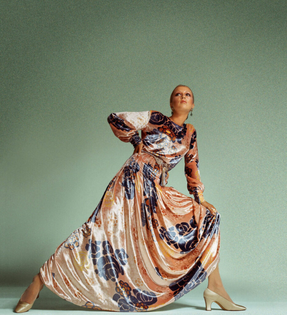 Виставка «Квіти Іва Сен-Лорана» відкрилася у Парижі