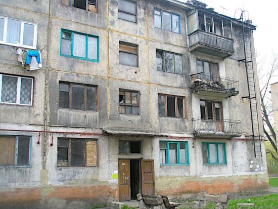 На Донеччині йдуть бої за містечко Українськ: журналіст нагадав його незвичну історію (фото)