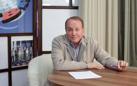 Помер ведучий КВК Олександр Масляков, який підтримував вторгнення РФ в Україну